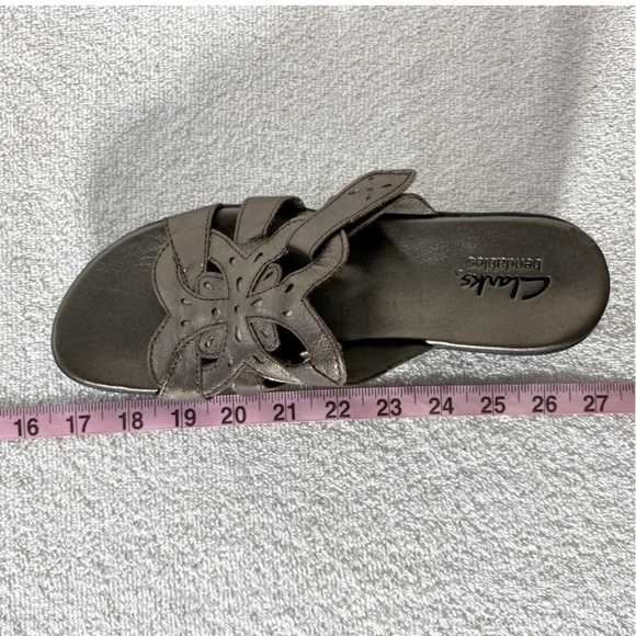 Clark’s Bendables Brown Metallic Leather Slip On Sandals 6.5 - Picture 14 of 14